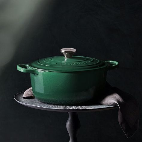 Le Creuset South Africa (@lecreusetsa) • Instagram photos and videos French Oven, Le Creuset Dutch Oven, From Farm To Table, Leafy Vegetables, Tuscan Decorating, Primitive Decorating Country, Cool Kitchen Gadgets, Shabby Chic Homes, Le Creuset