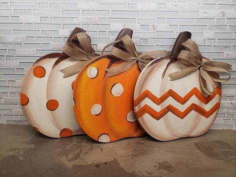 Ultimate Guide to Fall Crafts for Adults: Creative Ideas You’ll Love Small Fall Decor, Diy Wood Pumpkin Decor, Painted Wood Pumpkins Ideas, Easy Fall Crafts To Sell, Pumpkin Signs Wooden Painted, Wooden Pumpkin Painting Ideas, Wooden Pumpkin Crafts, Pumpkins Decor, Fall Crafts For Adults