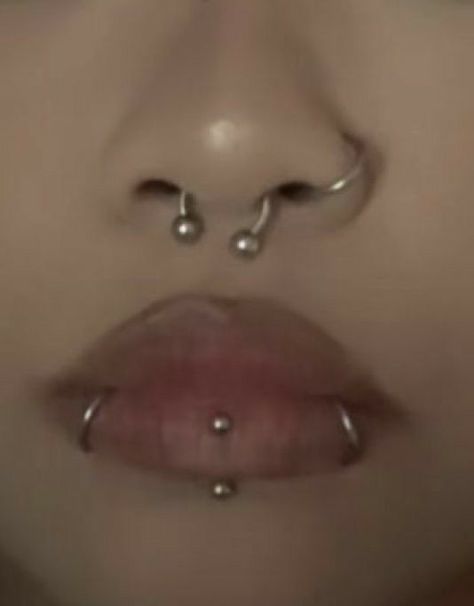 Nose Piercing Ideas, Piercing Bouche, Piercing Chart, Cool Ear Piercings, Pretty Ear Piercings, Face Piercings, Cool Piercings, Facial Piercings, Cute Piercings