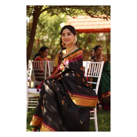 Sankranti Saree Look, Simple Maharashtrian Look, Maharashtrian Saree Look Simple, Marathi Look Saree, Maharashtrian Saree Look, Navari Saree Look, Traditional Maharashtrian Look, Maharashtrian Saree, Simple Saree Designs