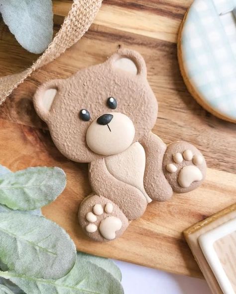 Teddy Bear Iced Cookies, Teddy Bear Cookies Decorated, We Can Bearly Wait Cookies, Bear Cookies Decorated, Teddy Bear Sugar Cookies, Teddy Cookies, Bear Sugar Cookies, Teddy Cookie, Baby Shower Biscuits