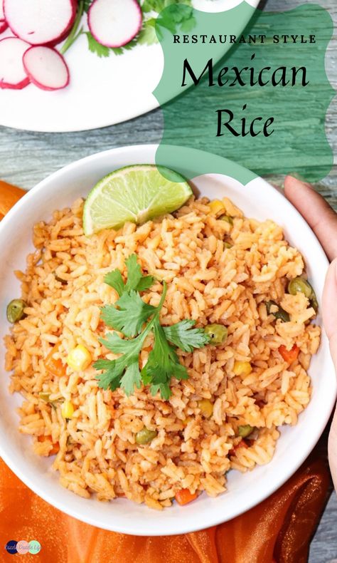 Mexican Rice Recipe Restaurant Style, Restaurant Style Mexican Rice, Mexican Rice Recipe, Mexican Entrees, Cooking Beef, Mexican Rice Easy, Roasted Carrots Recipe, Mexican Rice Recipes, Roasted Cauliflower Recipes