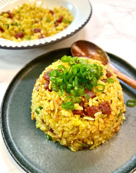 Rice With Egg, Homemade Chilli, Chinese Sausage, Seasoned Potatoes, Easy Rice Recipes, Cooked Rice, Homemade Chili, Egg Yolks, Fried Rice Recipe