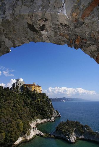 Castello di Duino in Trieste , Italy Landscape Italy, Italian Castle, Trieste Italy, Italy Landscape, Best Of Italy, Italy Tours, Regions Of Italy, Chateau France, Italy Vacation