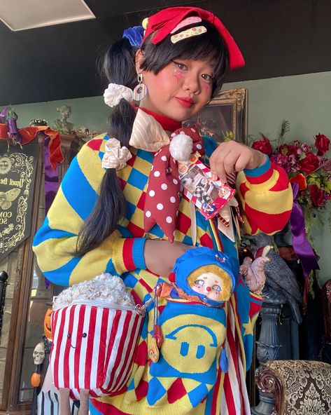 Treated like a clown these days, so might as well show up as one 🫶✨!! Always excited and happy to be able to style my @eggliencreations cardigan, it always brings me joy to get the opportunity to wear so many colors~ 🥰🧡Major plus they the pockets are big enough to hold all my little jester trinket children 😇🧡!! As a pick me up, I also treated myself to a pumpkin latte🎃 from @burnt.umber.oc and frankly it’s the best pick me up when you’re struggling with your job’s terrible upper management he... Casual Clown Outfit, Clown Jacket, Clown Fit, Clowncore Outfit, Clown Style, Clown Outfit, Clown Clothes, Pumpkin Latte, A Clown