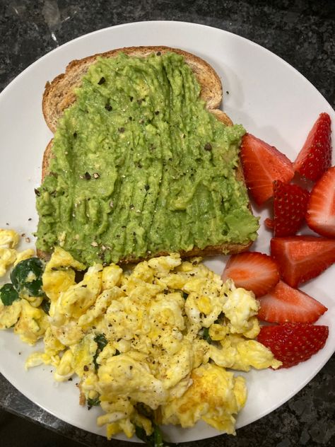 Breakfast Avocado Toast, Toast With Avocado, Clean Eating Plan, Breakfast Avocado, Eating Plan, Avocado Egg, Well Being, Strawberries, Clean Eating