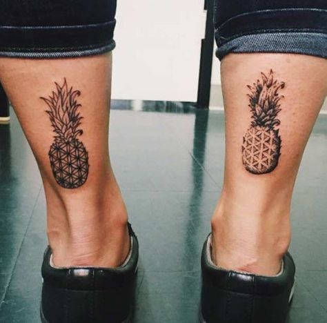 Pineapple flower of life sacred geometry Pineapple Tattoos, Pinapple Tattoos, Pineapple Tattoo, Fruit Tattoo, Tattoo Zeichnungen, Geniale Tattoos, Best Friend Tattoos, Wings Tattoo, Friend Tattoos