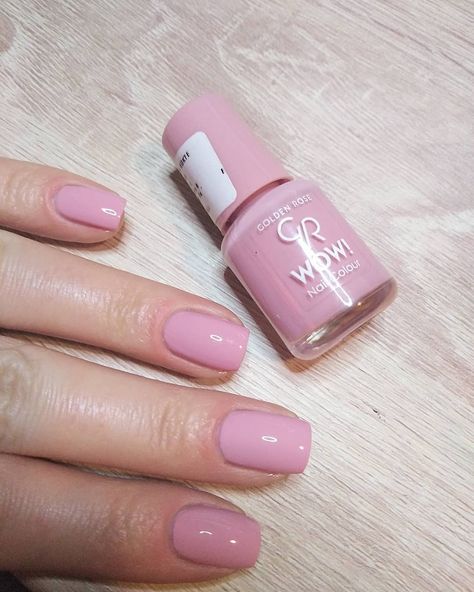 Golden Rose Wow #12 Rose Nail Color, Golden Rose Nail Polish, Insta Nails, Peach Nail Polish, Peach Nails, Wow Nails, Nail Colour, Rose Nails, Golden Rose