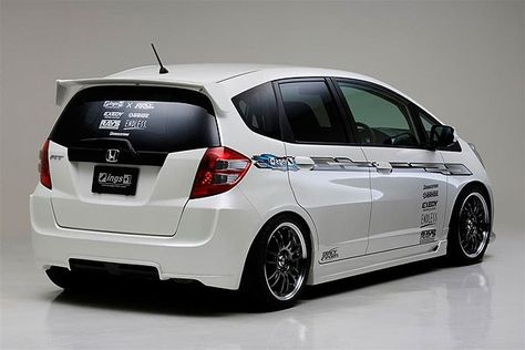 Nice 2008 Honda Fit Modified, Honda Fit Custom, Honda Jazz Modified, Cute Small Cars, Honda Fit Modified, 2009 Honda Fit, Honda Fit Sport, Datsun Car, Honda Fit Jazz