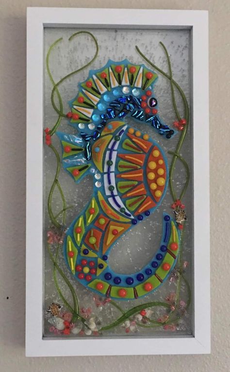 Fused Glass Seahorse, Ocean Mammals, Fish Ideas, Mixed Media Mosaic, Dichroic Glass Jewelry, Glass Fusion Ideas, Mosaic Birds, Cave Art, Fused Glass Artwork