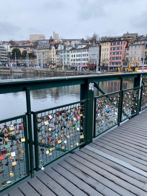 Lake Zurich Switzerland, Zurich Switzerland Summer, Zurich Switzerland Aesthetic, Switzerland Lake, Zurich Travel, Switzerland Summer, Switzerland Zurich, Europe Itinerary, Love Locks