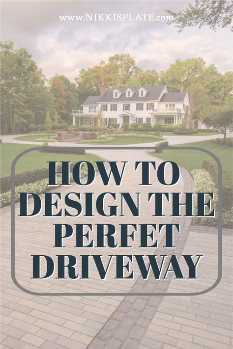 Homes With Circular Driveways, Circular Driveway Ideas Farmhouse, Driveway Shape Ideas, Front Circle Driveway Ideas, Semi Circle Driveway Ideas, Driveway Layout Ideas, Farmhouse Driveway Ideas, Circle Driveway Ideas Farmhouse, Cement Driveway Ideas Curb Appeal