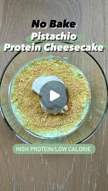 EMMA MONTGOMERY on Instagram: "No Bake Pistachio Protein Cheesecake  Ready in minutes, high protein, & delicious!  Like, save + share with a friend who needs this recipe.  What you’ll need: 1 vanilla non fat Greek yogurt or 150g (I used Two Good) 17g vanilla protein powder (I used HAPI- code emma)  21g (2 tbsp) whipped cream cheese 7g (1 tbsp) SF pistachio pudding mix 5g graham cracker crumbs  Optional: light cool whip   How to make: Combine yogurt, cream cheese, protein powder, & pudding powder. Mix completely.  Cover top of cheesecake with graham cracker crumbs.   Can eat immediately, but for best results, refrigerate for an hour first, or put in the freezer for around 10 minutes.  Makes one serving Macros: 235 calories- 26p/16c/7.5f" Protein Pistachio Pudding, Protein Powder Pudding, Protein Cheesecake Pudding, High Protein No Bake Cheesecake, Protein Powder Cheesecake No Bake, High Protein Lemon Cheesecake, High Protein Cheesecake Greek Yogurt, Emma Montgomery, Yogurt Cream Cheese