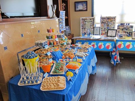 Beach Themed Graduation Party Ideas Beach Theme Graduation Party, Beach Theme Food, Beach Theme Desserts, Graduation Menu, Themed Graduation Party, Beach Pail, Themed Party Ideas, Graduation Tables, Beach Party Decorations