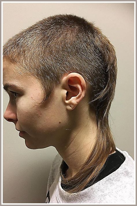 Mullet Wigs For Men - All you need to conquer your day, night and world - Anything and Everything! - Click to visit NOW! Skullet Haircut, Rat Tail Haircut, Mullet Wigs, Really Short Haircuts, Wigs For Men, 80s Rocker, Mullet Wig, Undercut Long Hair, Mullet Haircut