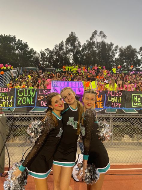 football game, fnl, student section, best friends, cheer, dance Pep Club, Good Student, Football Games, Senior Pictures, My Girl, Best Friends, Football