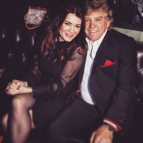 Lisa Vanderpump, Celebrity Style Inspiration, Celebrity Fashion Trends, Long Relationship, Stylish Couple, Housewives Of Beverly Hills, Instagram Family, Best Moments, Real Housewives