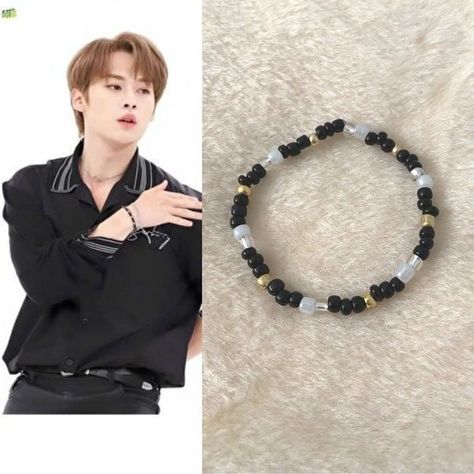 Jewelry Kpop, Kids Bead Bracelet, Small Bead Bracelet, Pop Jewelry, Diy Beaded Rings, Bead Charms Diy, Diy Bracelets Patterns, Diy Bracelet Designs, Kids Bracelets