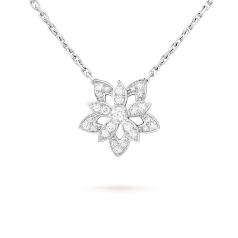 Alhambra Pendant, Van Cleef And Arpels Jewelry, Diamond Flower Pendant, Diamond Pendants Designs, Jewellery Design Sketches, Van Cleef & Arpels, 18k Gold Bracelet, Mini Model, 18k Gold Necklace