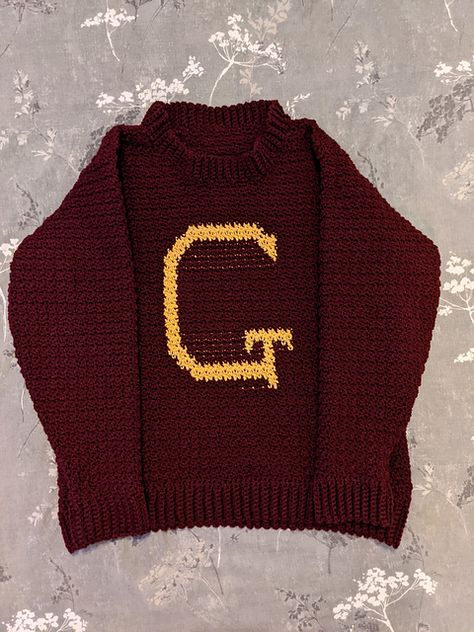 Crochet Christmas Jumper, Weasley Jumper, Weasley Christmas, Harry Potter Knit, Jumper Crochet, Monogram Sweater, Knitted Christmas Jumpers, Crochet Pullover, Crochet Jumper