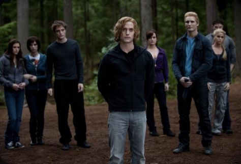 Twilight Jasper, Jasper Twilight, Cullen Family, Jasper Hale, Jackson Rathbone, Twilight 2008, Twilight Memes, Twilight Cast, Twilight Edward