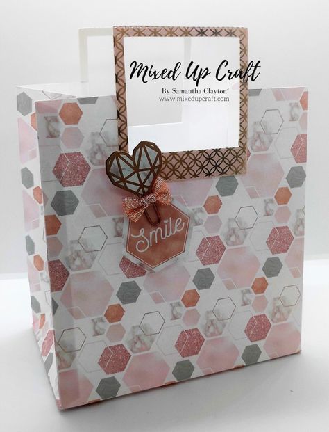 Mixed Up Crafts, Up Craft, Decorated Gift Bags, Paper Purse, Gift Bags Diy, Gift Box Template, Craft Stash, Folding Bag, 3d Paper Crafts