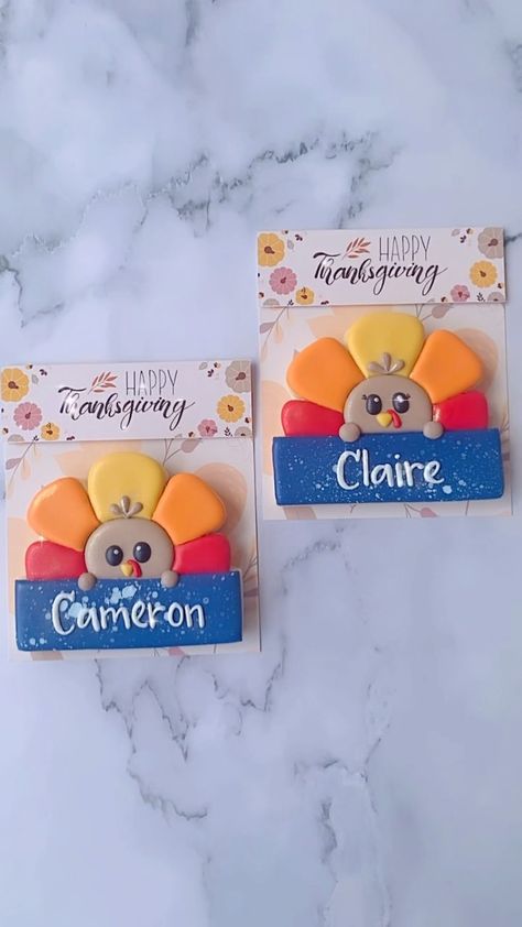 Thanksgiving Place Card Cookies, Pilgrim Cookies, Cookies Fall, Baby Turkey, Turkey Cookies, Cookies Ideas, Thanksgiving Place Cards, Thanksgiving Cookies, Table Place Settings