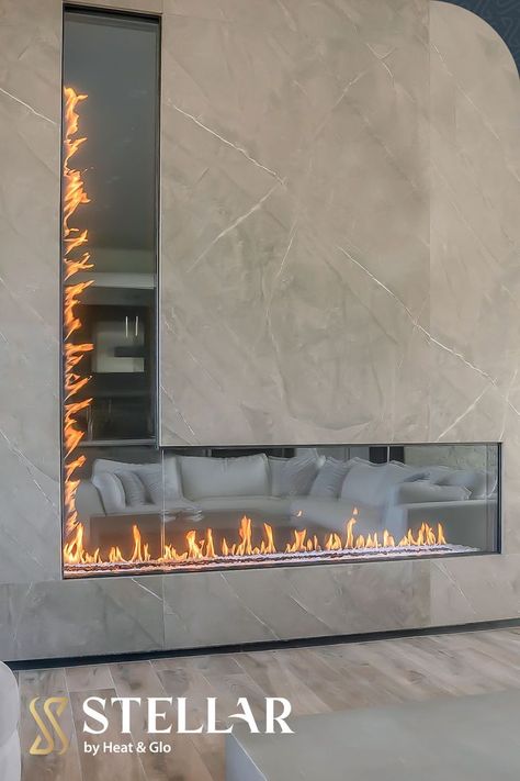 Marble Fireplace Wall, Gas Fireplace Ideas Living Rooms, Modern Stone Fireplace, Modern Outdoor Fireplace, Gas Fireplaces, Design Villa, Marble Fireplace, Glass Fireplace, Custom Fireplace