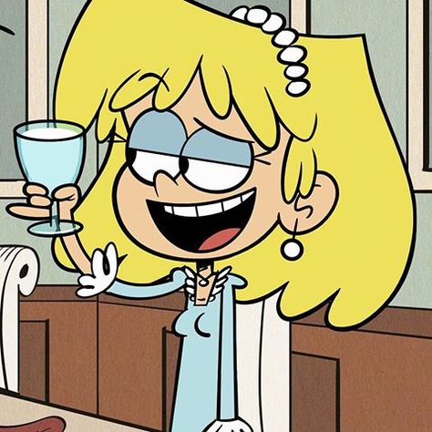 Lori Loud #loriloud #tlh #theloudhouse The Loud House Lola, Lori Loud, Tumblr Cartoon, Snoopy Valentine, The Loud House Fanart, House Cartoon, Hedgehog Movie, Gymnastics Photos, Loud House Characters