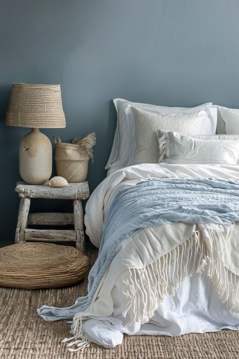 Beachy Bedroom, Fall Bedroom Ideas, Beach Inspired Decor, Ocean Hues, Beachy Room, Cozy Fall Bedroom, Fall Bedroom, Room Design Ideas, Beach Inspired