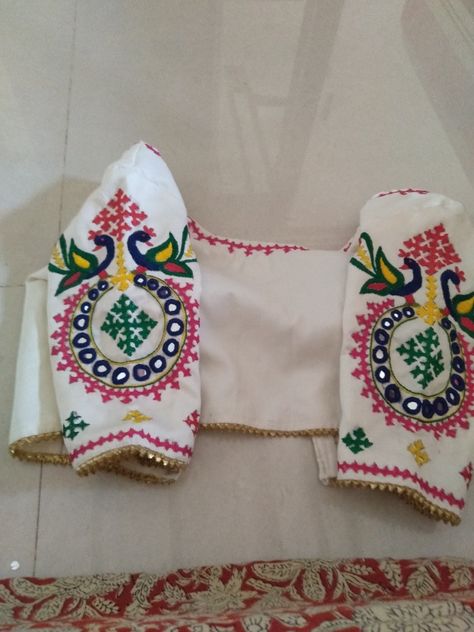 Kachi Work Kurti, Gujarati Embroidery Design, Sada Bharat Work Blouse, Bavariya Work Design Blouse, Sadu Bharat Blouse, Kachi Work Blouse, Kutchi Work Blouse, Kutch Work Designs Blouses, Bharat Work