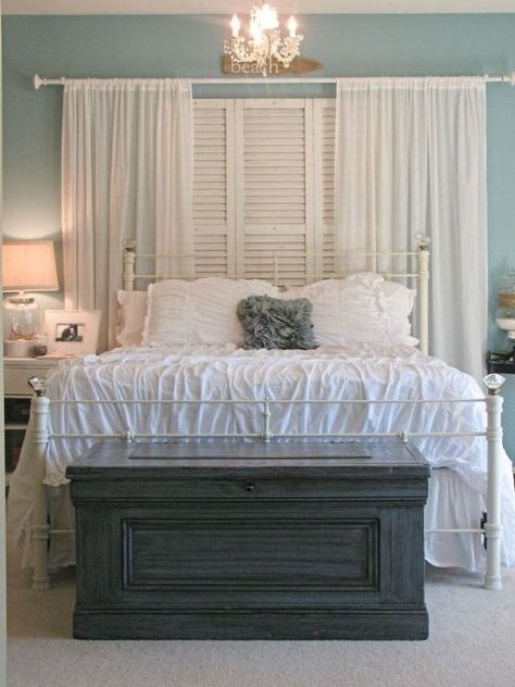 today i m sharing some great decorating ideas for shutters, home decor, living room ideas, repurposing upcycling Ladder Art, Shutter Decor, Old Shutters, Head Board, Diy Headboard, Bedroom Windows, Farmhouse Bedroom, Beautiful Bedrooms, Dream Bedroom