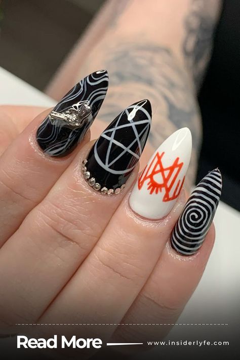 Chained Soul Sleep Token Inspired Nails, Sleep Token Nail Designs, Bad Omens Nails, Sleep Token Nails, Nail Art Gothic, Castlevania Oc, Dark Nail Art, Nail Vibes, Halloween Nail Ideas