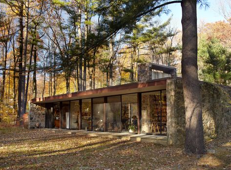 Noyes House, Philip Johnson Glass House, Midcentury House, Eames House, New Canaan, New York Museums, Farm Buildings, Historic Preservation, Forest House