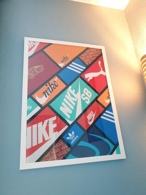 Sneaker Box Wallpaper, Shoe Box Frame, Nike Shoes Painting Canvas, Sneaker Painting Canvases, Shoe Box Painting, Shoe Box Painting Ideas, Box Diy Ideas, Shoe Box Art, Sneaker Wall Art