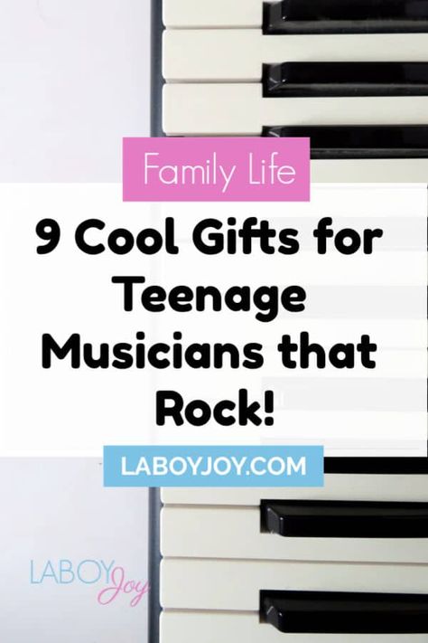 Have a teenage music lover in the family but don't know what to buy them this Christmas? Don't worry! 9 Cool gifts for teenage musicians that rock, can help make you the hero this holiday. And will help you encourage their love of music and the arts. Truly a gift of a lifetime. #giftsforteenagemusicians #teens #musiclovers Music Lover Gifts, Music Themed Parties, Diy Music, Love Of Music, Cool Gifts For Teens, Musical Gift, Boy Music, Friends Diy, Mason Jar Gifts