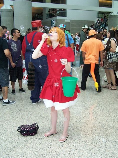 Ponyo Cosplay Ponyo Outfit Ideas, Ponyo Costumes, Ponyo Outfit, Ponyo Cosplay, Japanese Costume, Cosplay Inspo, Cool Costumes, Costume Ideas, Cosplay Costumes