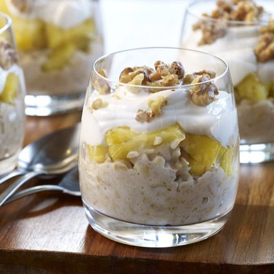 You won’t mind assembling these quick and creamy tropical parfaits; they turn breakfast into something extraordinary! Tropical Oatmeal, Oatmeal Parfait, Cream Of Wheat, Innovation Center, Dairy Industry, Keto Dessert Recipes, Keto Breakfast, Guilt Free, Keto Dessert