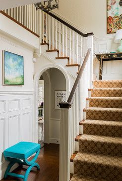 10 Stairway Design Ideas ~ Humpdays with Houzz - Town & Country Living Stairway Railing Ideas, Dutch Colonial House, Foyer With Stairs, Foyer Stairs, Dutch Colonial Homes, Stairway Decorating, Traditional Staircase, Gambrel Roof, Stairway Design