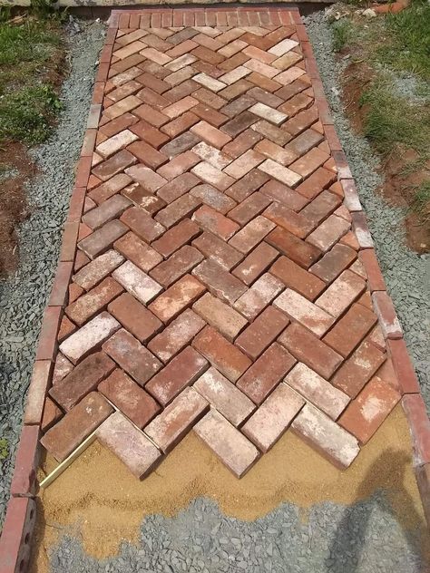 Brick Pathway Garden, Brick Walkways, Bright House, Brick Sidewalk, Brick Garden Edging, Brick Patterns Patio, Porch Landscaping, Brick Pathway, Backyard Walkway