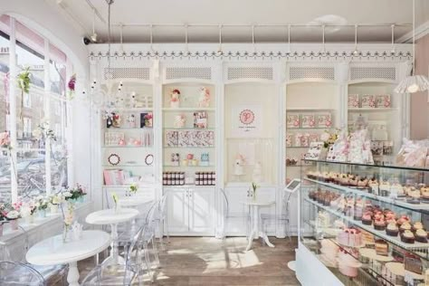 10 Fresh Girl Birthday Party Themes - I Watch Them Grow Cake Shop Interior, Cake Shop Design, Bakery Shop Interior, Bakery London, Peggy Porschen Cakes, Display Visual Merchandising, Peggy Porschen, Cake Shops, Bakery Shop Design