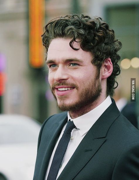 Men's Curly Hairstyles, Mens Hairstyles Curly, Robb Stark, Men Haircut Curly Hair, Mens Hairstyles Medium, Wavy Hair Men, Mens Hair Care, Men Haircut Styles, Richard Madden