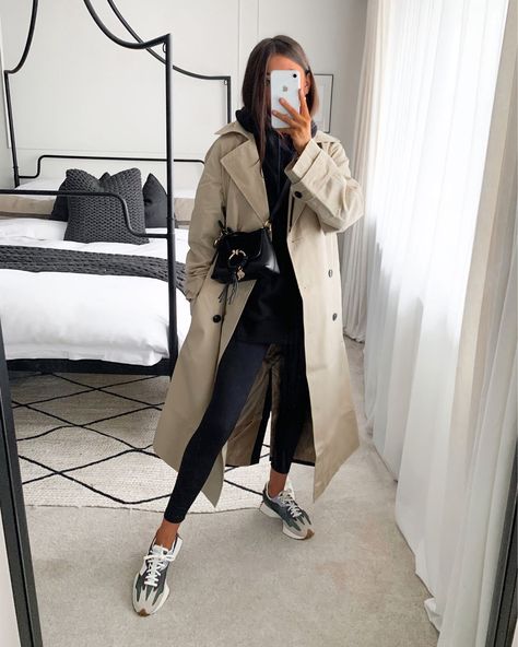 pheebslfashion on LIKEtoKNOW.it (LTK) Phoebe Gore, New Balance Outfit, Leggings Outfits, Trench Coat Outfit, Perfect Leggings, Coat Style, Elegante Casual, Looks Street Style, Mode Ootd