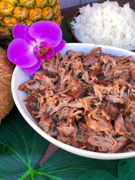 Kalua Pork Kaluha Pork Recipes, Kaula Pork, Kalua Turkey Recipe, Kailua Pork, Hawaiian Mai Tai Recipe, Kalua Pork Crockpot, Hawaiian Kalua Pork, Hawaiian Thanksgiving, Kahlua Pork