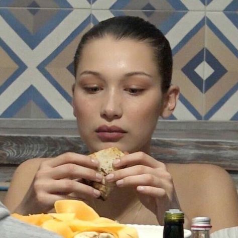 Bella Hadid Mood, Bella Hadid, Tumblr Blog, A Woman, Tumblr, On Twitter, Twitter