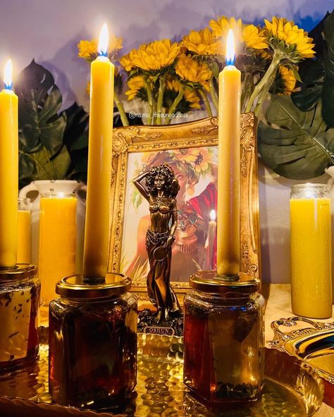 Oshun Goddess Altar, Oshun Altar Ideas, Oshun Alter, Oshun Ritual, Santeria Aesthetic, Oshun Energy, Orisha Altar, Oshun Offerings, Oshun Altar