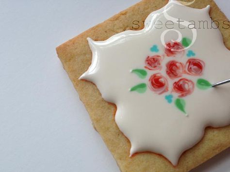 wet-on-wet technique in royal icing Cookie Techniques, Royal Iced Cookies, Decorated Cookies Tutorial, Paint Cookies, Spring Cookies, Cookie Tutorials, Pretty Cookies, Vintage Cookies, Cookie Icing