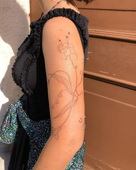 Stamp Tattoo Placement, Arm Flower Tattoo, Brown Tattoo Ink, Side Hip Tattoos, 12 Tattoos, Feminine Tattoo Sleeves, Light Tattoo, Back Of Shoulder Tattoo, Tattoo Now