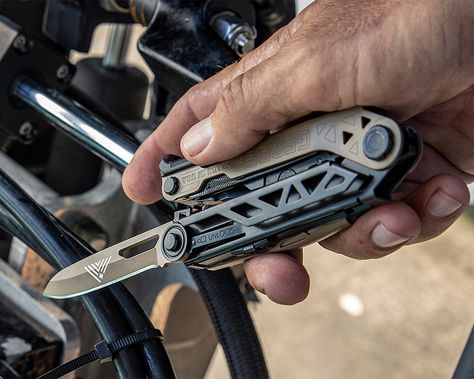 Multi tool knife