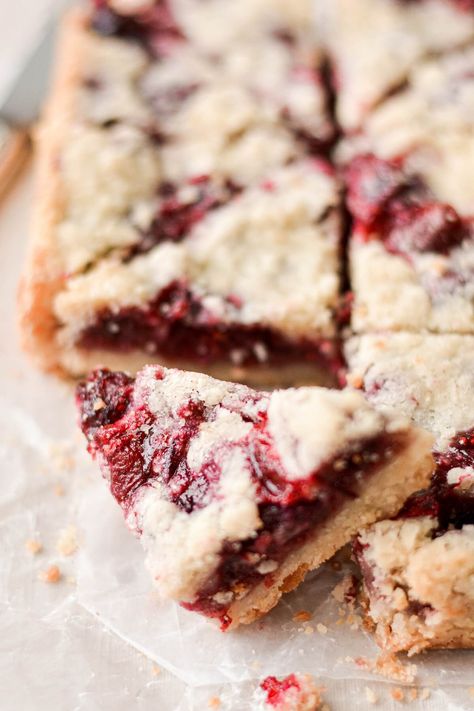 Cranberry Almond Crumb Bars with a Shortbread Crust - Curly Girl Kitchen Winter Flavors, Almond Shortbread, Crumb Bars, Homemade Cranberry Sauce, Leftover Cranberry Sauce, Desserts Ideas, Cranberry Almond, Shortbread Bars, Cranberry Sauce Homemade